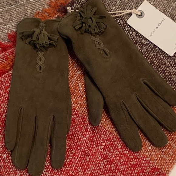 Lucky Brand Accessories - NWT Lucky Brand suede gloves. Size S/M.